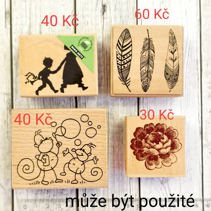 Dřevěné razítko - peříčka