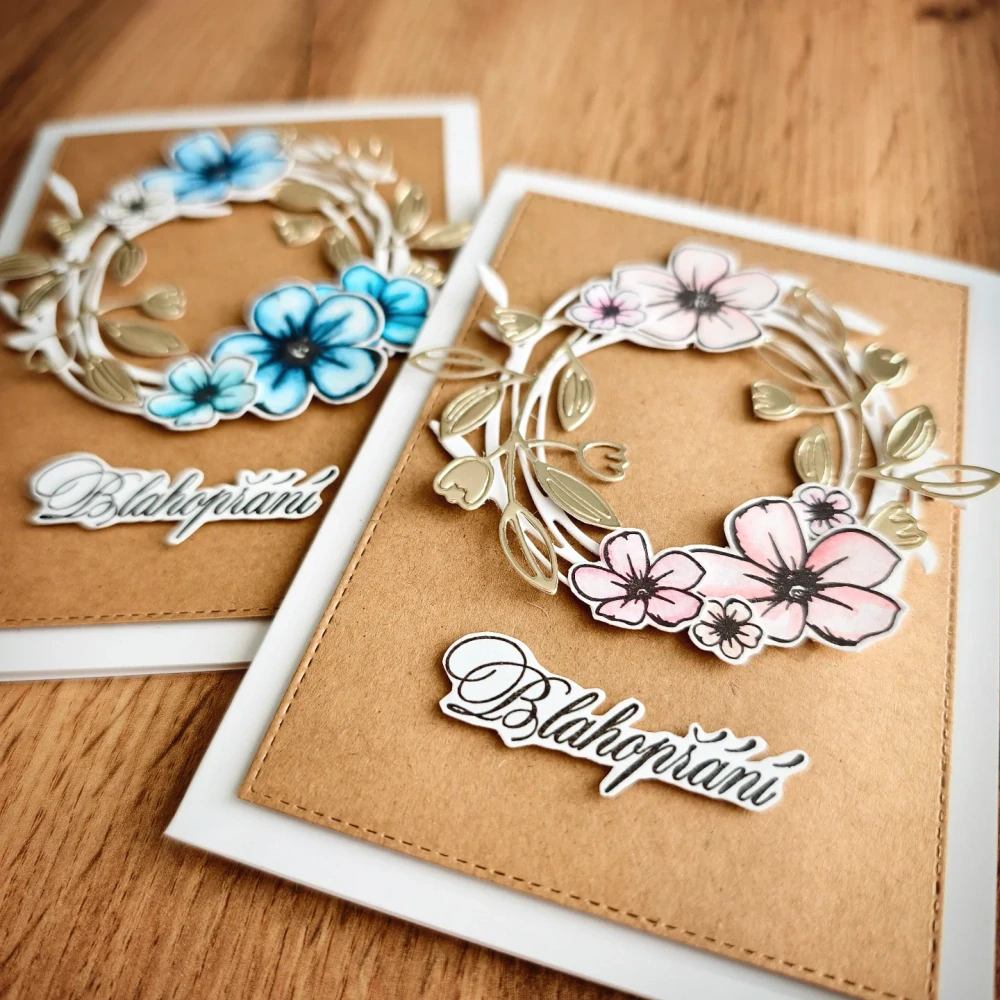 PŘÁNÍ K NAROZENINÁM - věneček s modrými květy