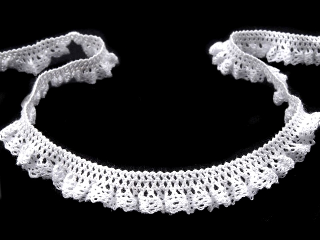 Topak - 1806340 / bílá - paličkovaná krajka (1 m)