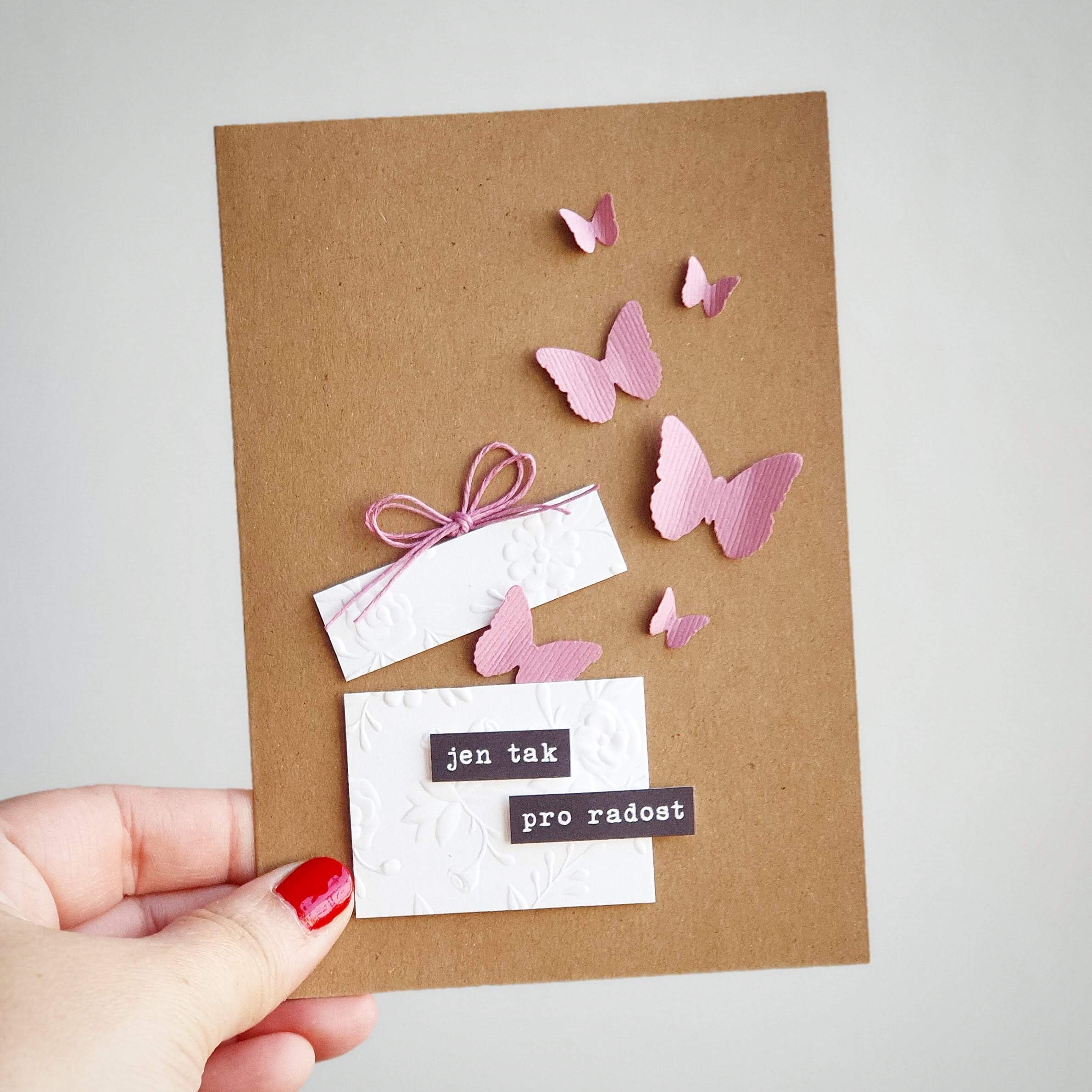 Pretty Papers - KREATIVNÍ DÁRKOVÁ SADA - materiál pro výrobu přáníček