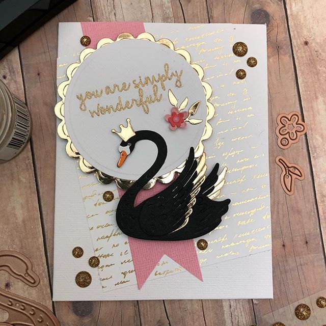 Spellbinders - HEART SWANS - vyřezávací šablony