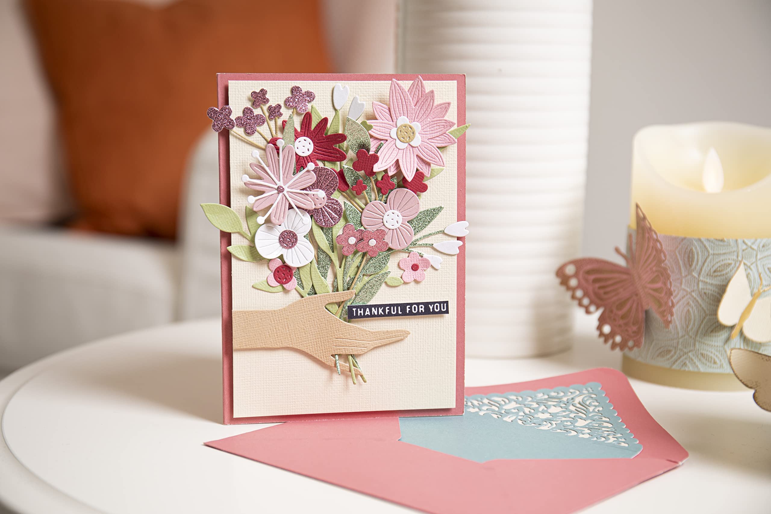 *** Sizzix - PASS THE BOUQUET - vyřezávací šablony