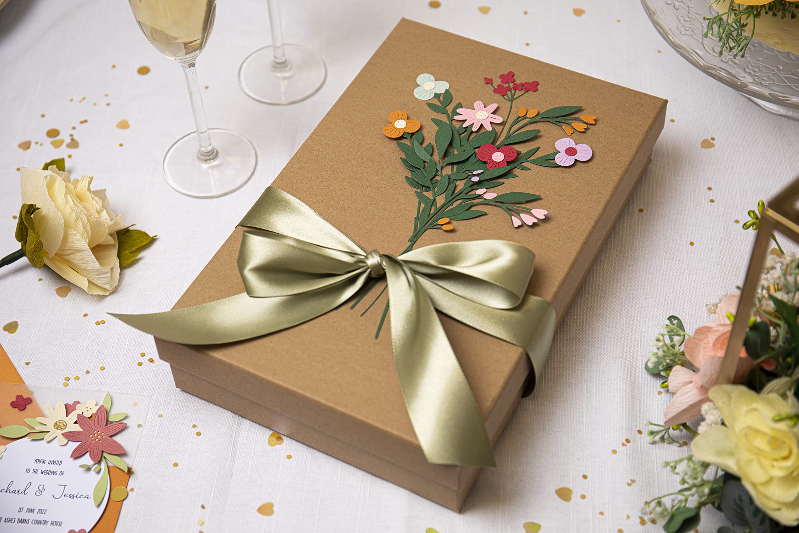 *** Sizzix - PASS THE BOUQUET - vyřezávací šablony