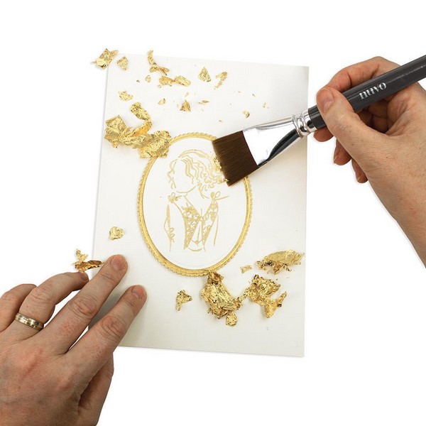 *** Tonic Studios - NUVO GILDING FLAKES / RADIANT GOLD - metalické vločky