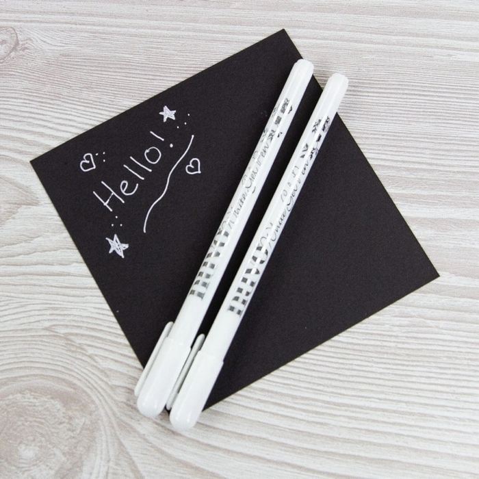 Nuvo - GELLY ROLL / WHITE 08 - bílé gelové pero (1 ks)