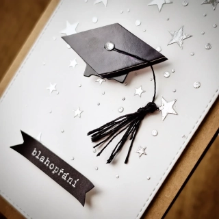 PŘÁNÍ K PROMOCI - s promoční čepicí