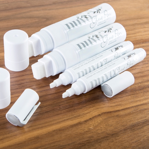 Tonic Studios NUVO GLUE PEN / LARGE lepidlo v tužce Scrapbook